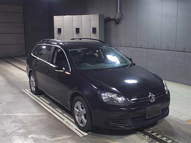 30016 Volkswagen Golf variant 1KCBZ 2013 г. (JU Gifu)